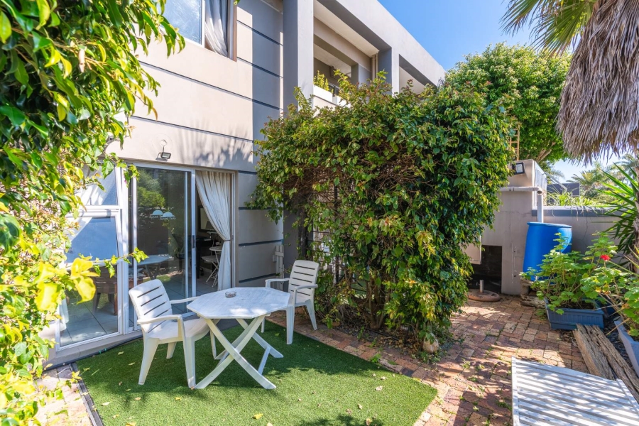 13 Bedroom Property for Sale in Sunset Beach Western Cape